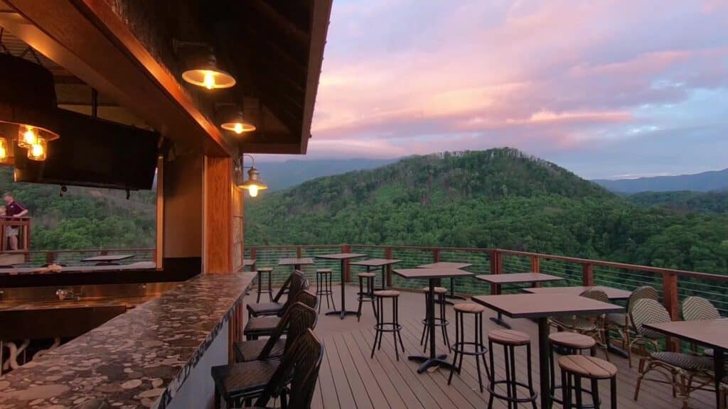 Cliff Top Grill and Bar - Moment.jpg 6