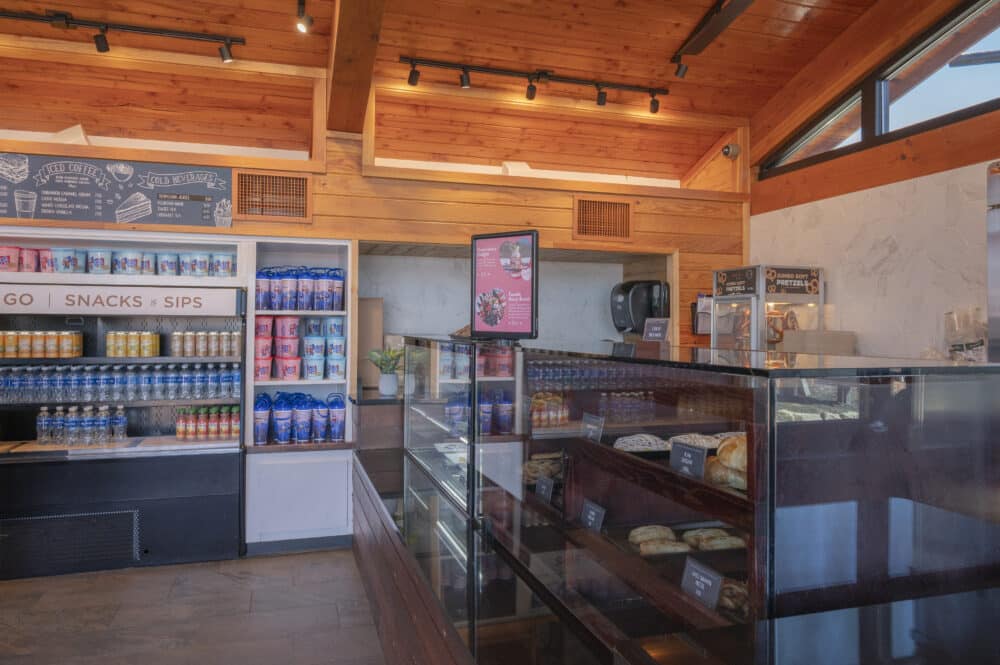 Cloud 9 Cafe & Bakery
