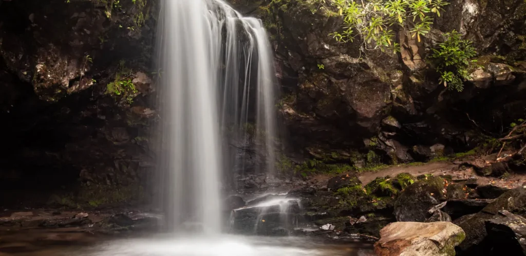 Grotto-Falls